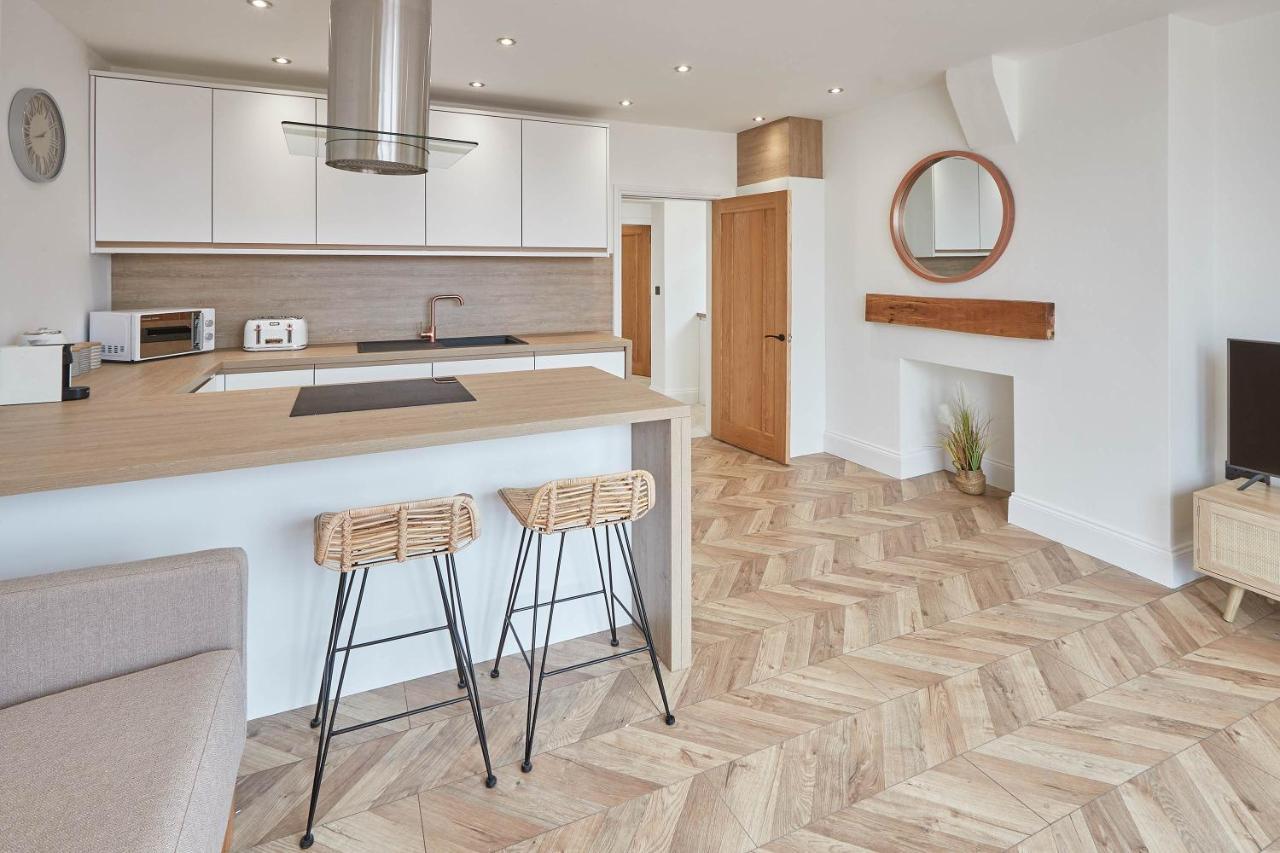 Host & Stay - Abbey Hus Уитби Екстериор снимка